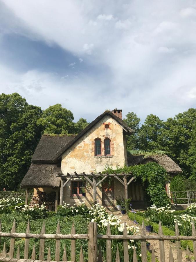 Les Mansardes Du Roi - Tout Proche Chateau แวร์ซาย ภายนอก รูปภาพ